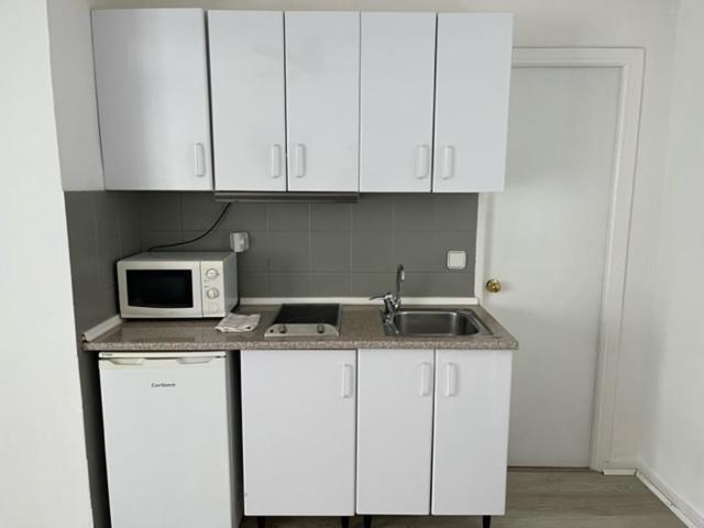 Apartamentos Cana Sofia Cala Llonga  Δωμάτιο φωτογραφία
