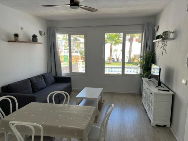 Apartamentos Cana Sofia Cala Llonga  Δωμάτιο φωτογραφία